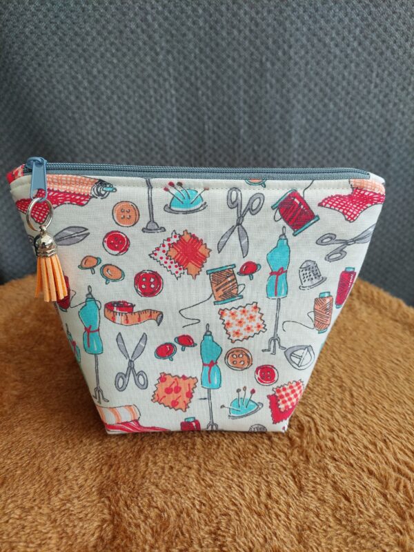 Petite pochette à couture