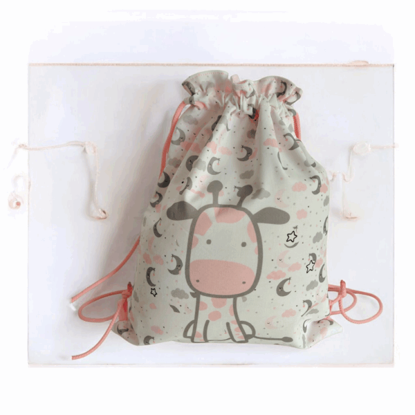 Sac à dos pochon enfant personnalisé – Motif Girafe « mes petits trésors » – Image 2