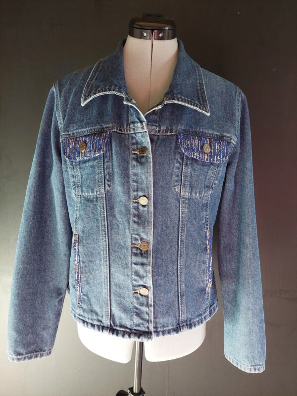 Veste jean customisée T42