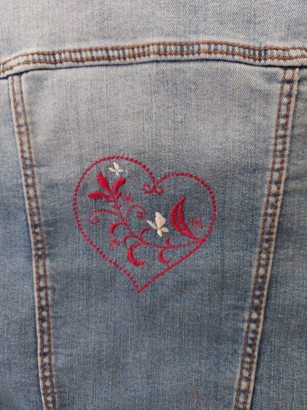 Veste jean customisée 6ans – Image 3