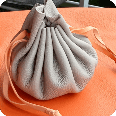 Bourse en cuir souple