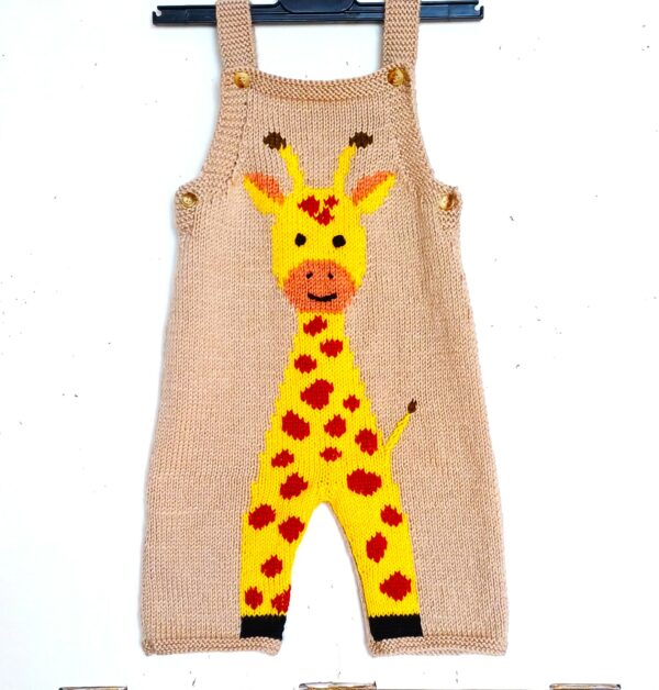 Salopette bébé au tricot avec une girafe, taille 3/6 mois