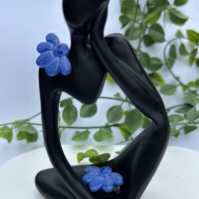 Boucles d’oreilles « Les Floralies 2 » en pâte polymère bleue