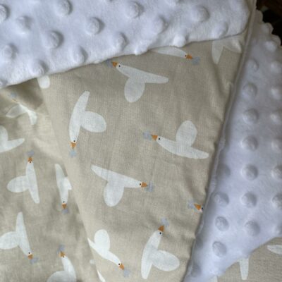 COUVERTURE MOLLETONNEE 90X75cm - Petites oies