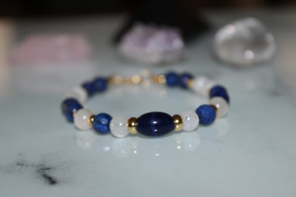 Bracelet fin en Lapis Lazuli facettée et pierre de lune – Image 4