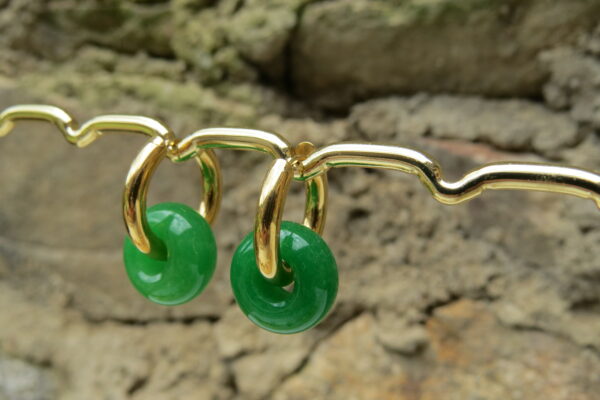 Boucles d’oreilles donuts en jaspe vert et acier inoxydable