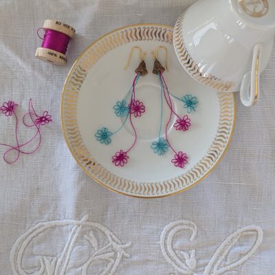 Boucles d'oreilles inspiration Renaissance Bleu/violet