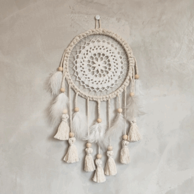 Attrape rêves bohème, dentelle vintage, pompon et plume