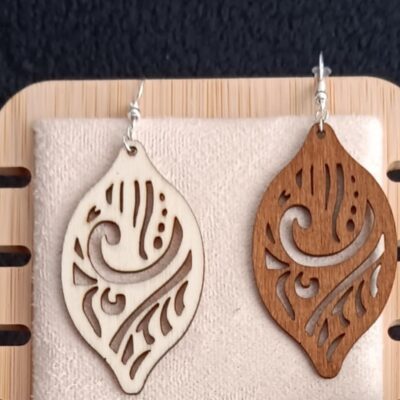 boucle d'oreille en bois