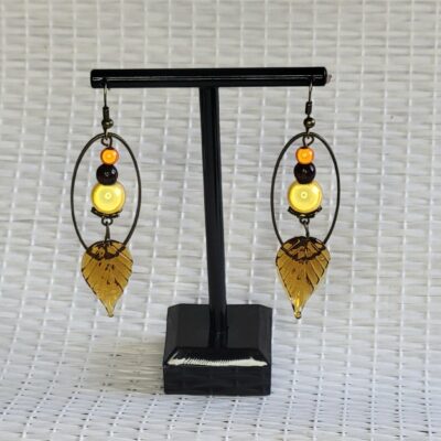 Boucles d'oreilles feuilles oranges et bronze