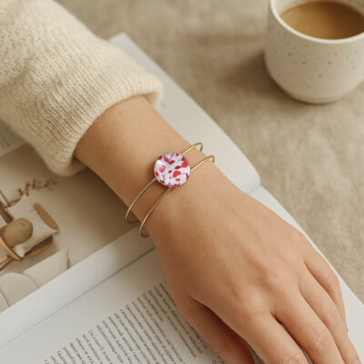 Bracelet en laiton motifs liberty rouge