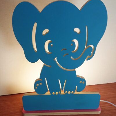 Veilleuse bébé éléphant – 4 couleurs au choix : Bleu tendre, Rose foncé , Jaune lumineux, ou Fuchsia