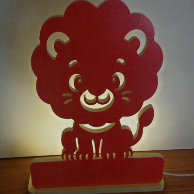 Veilleuse bébé lion – 4 couleurs au choix : Bleu tendre, Rose foncé , Jaune lumineux, ou Fuchsia