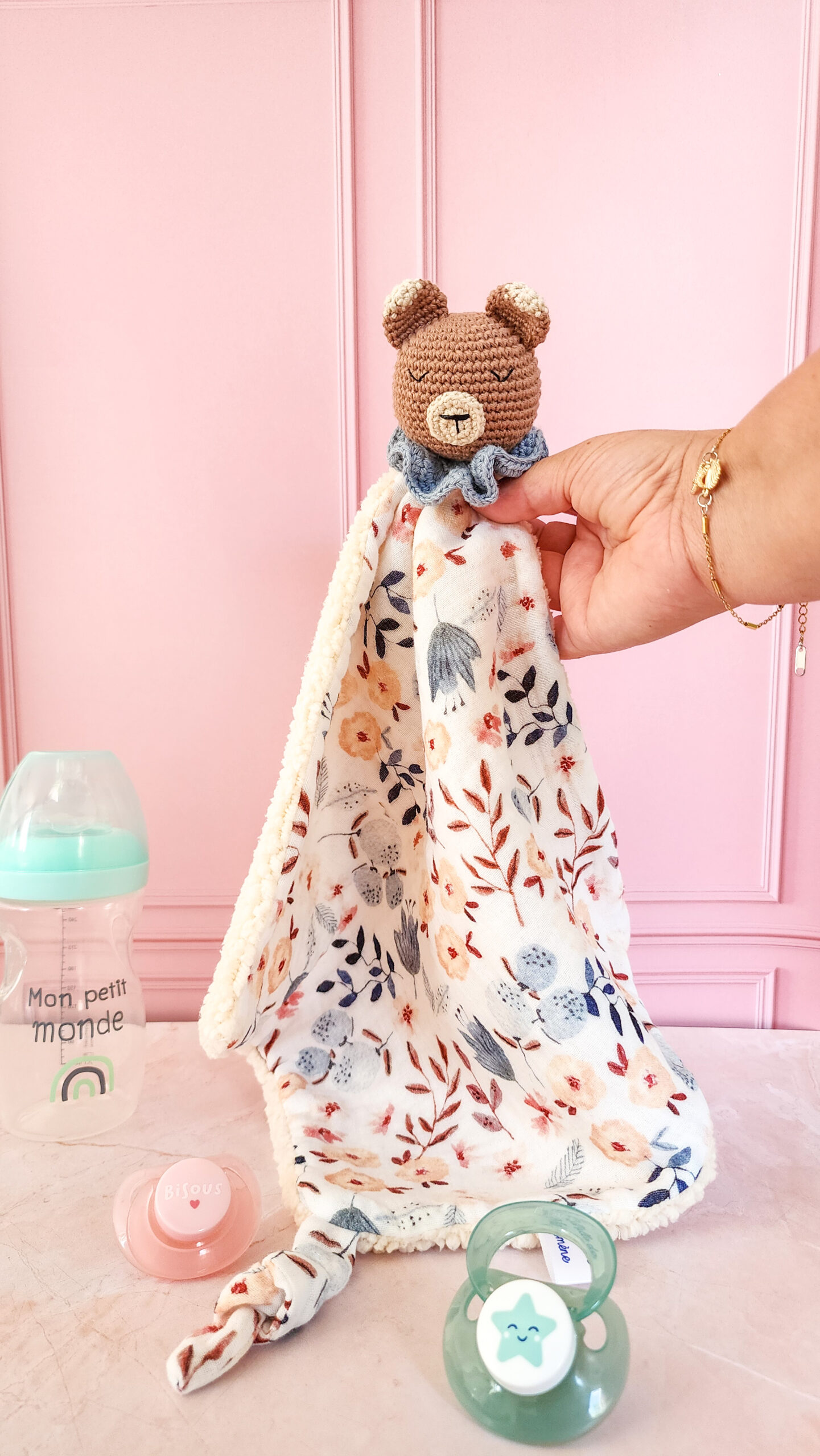 doudou ours au crochet à personnaliser sur mesure