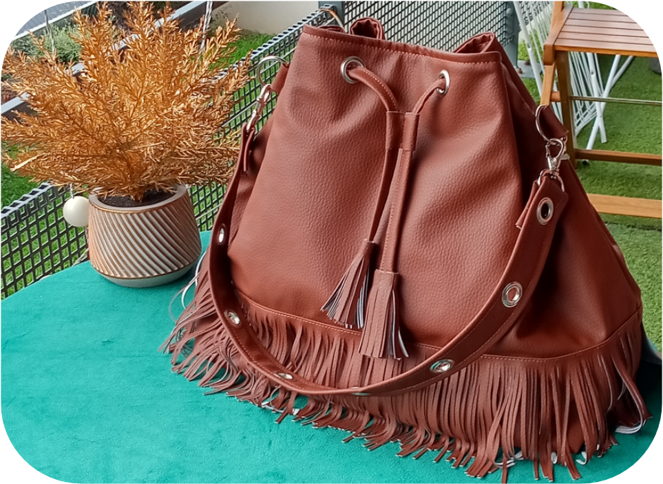 Sakalacet en simili cuir