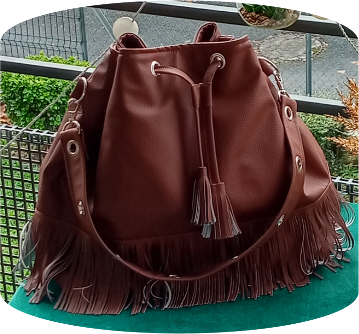 Sakalacet en simili cuir – Image 2