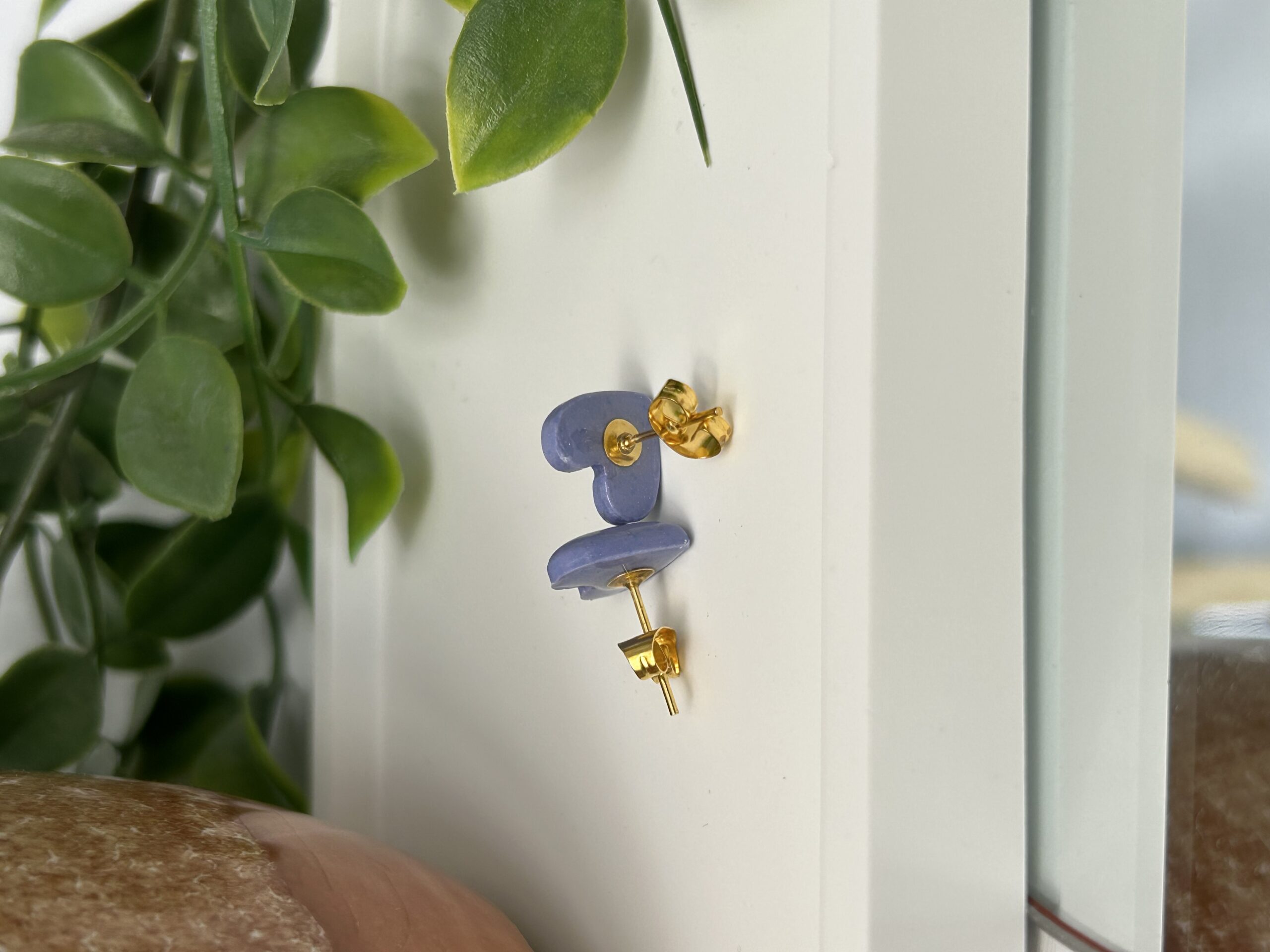 Boucles d’oreilles « Mon petit cœur » en pâte polymère bleu pastel – Image 3