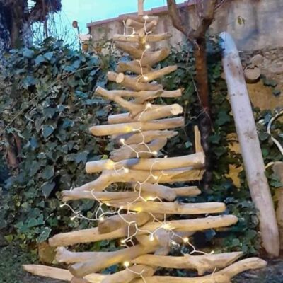 SAPIN DE NOEL EN BOIS FLOTTE 1M70