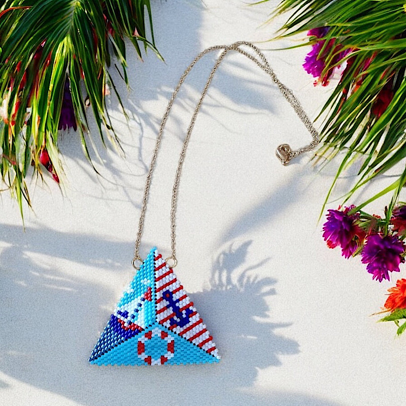 Pendentif Triangle Océan en Perles Miyuki Tissage Isycréa bijoux