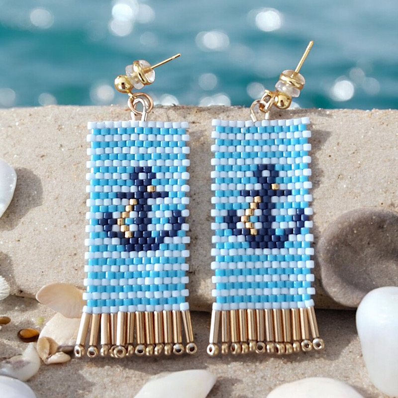Boucles d’oreilles nautiques en perles miyuki tissées à l’aiguille