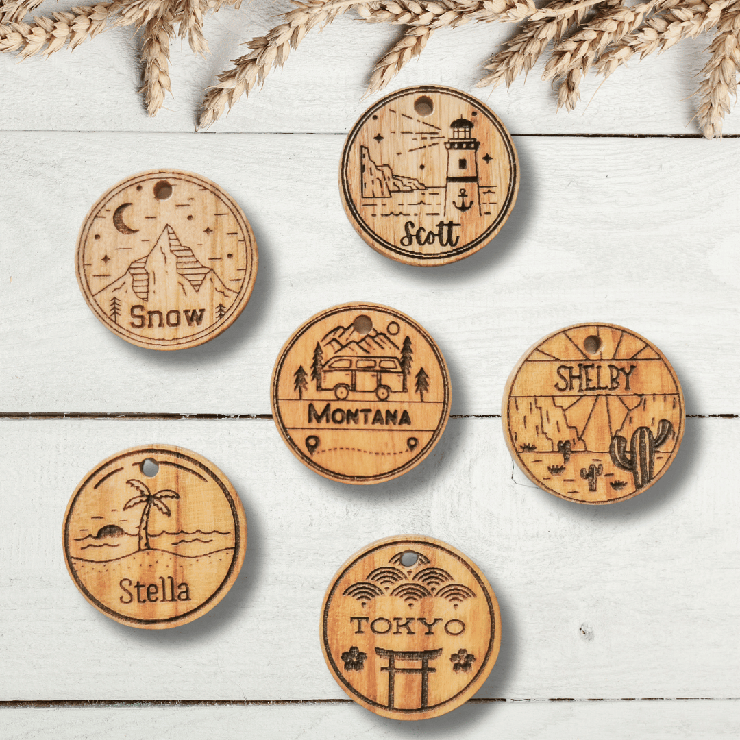 Collection de médailles en bois