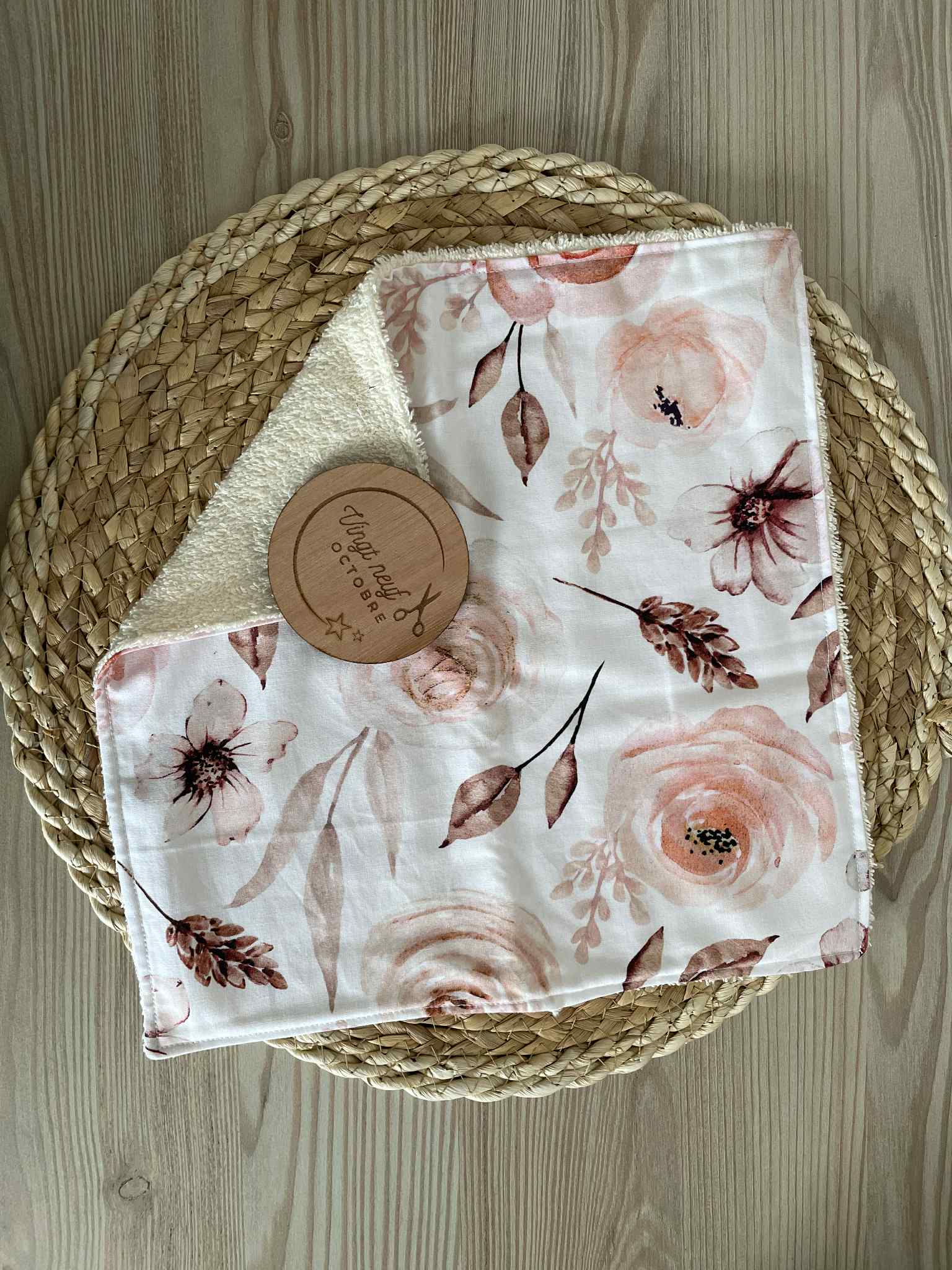 SERVIETTE DE TABLE - Fleurs roses
