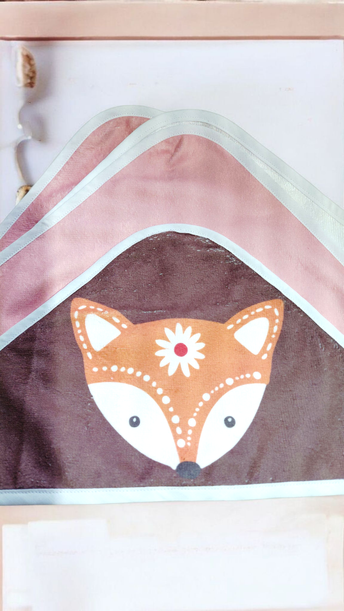 Cape de bain bébé motif renard – éponge de bambou certifiée Oeko-Tex® – Fait main – Image 3