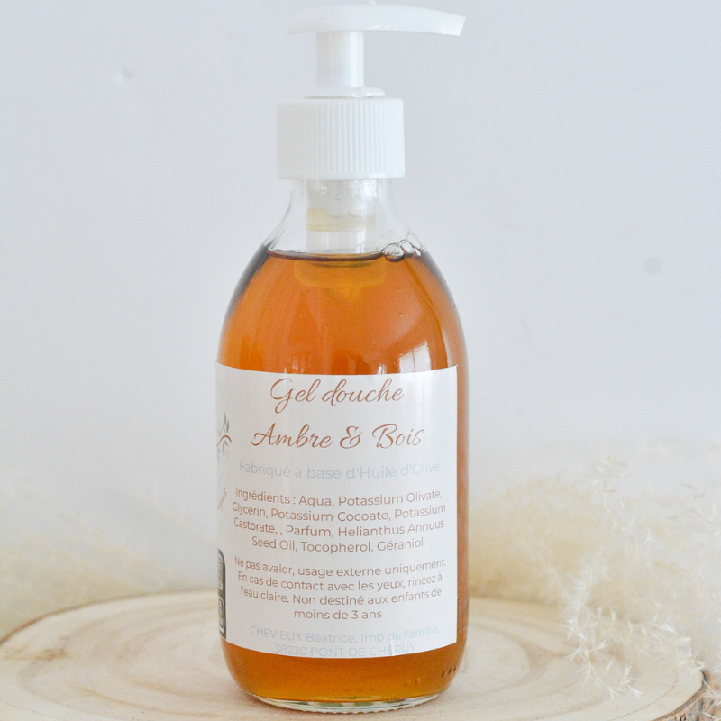 Gel douche à l'huile d'olive avec isolat naturel d'Ambre & Bois - Parfum + masculin pour les Papas