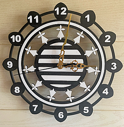 Pendule murale Gwanadu