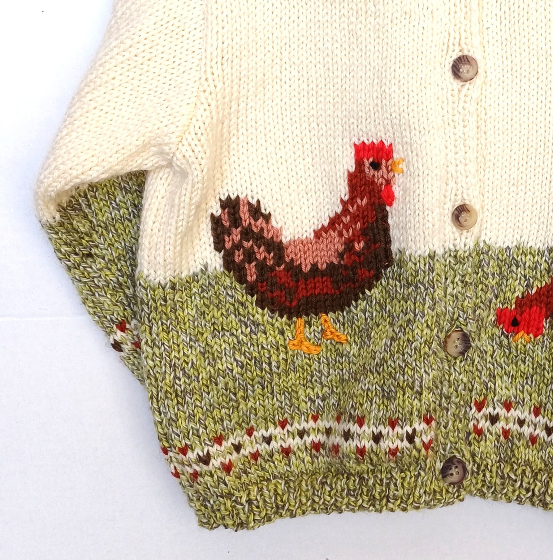 Gilet tricot pour bébé, fait main, en laine, avec des poules, taille 1 an – Image 3