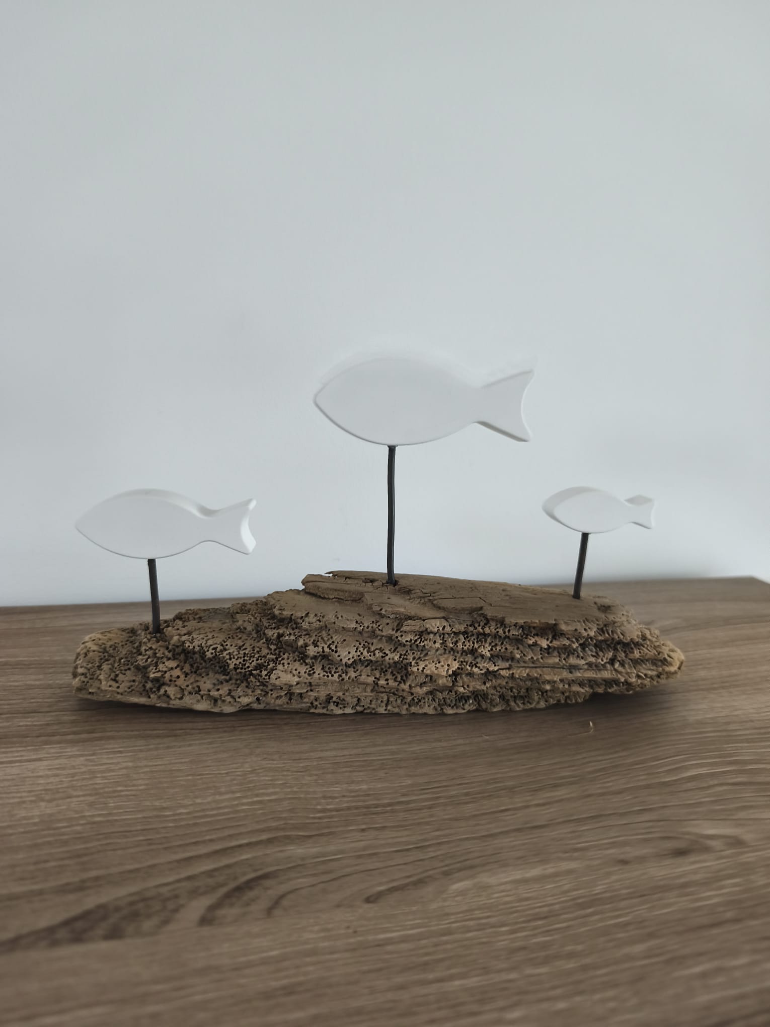 Sculpture Déco Bois Flotté & Poissons Blancs – Image 7