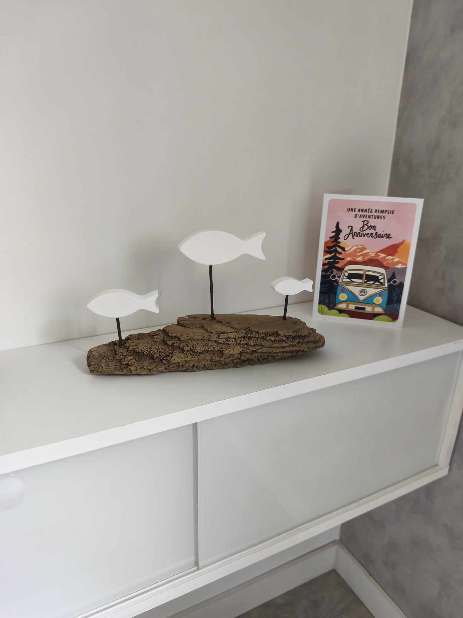 Sculpture Déco Bois Flotté & Poissons Blancs – Image 6