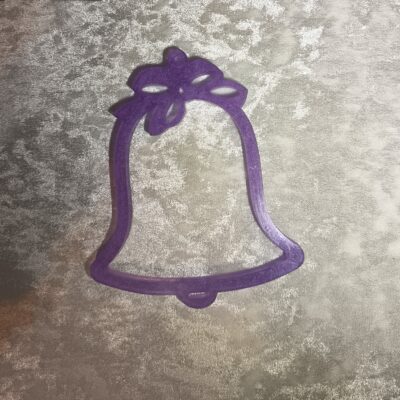 Cloche de Noël violette en résine
