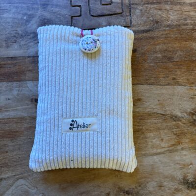 Pochette livre de Poche en velours côtelé blanc taille S