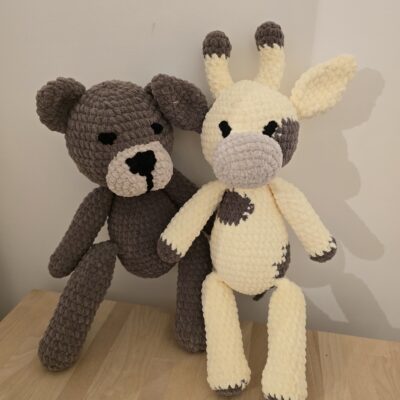 Ours en peluche / Girafe en peluche