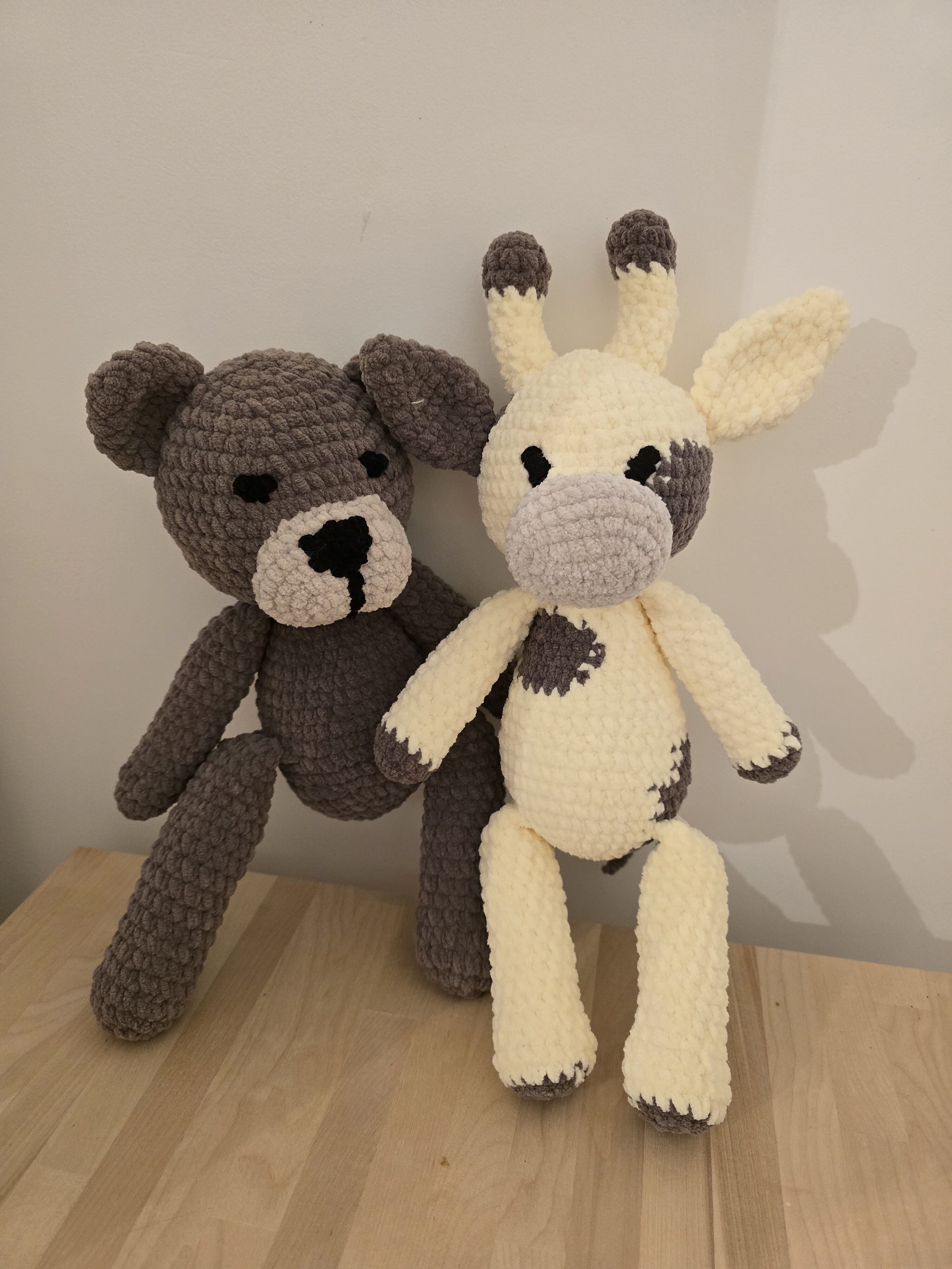 Ours en peluche / Girafe en peluche