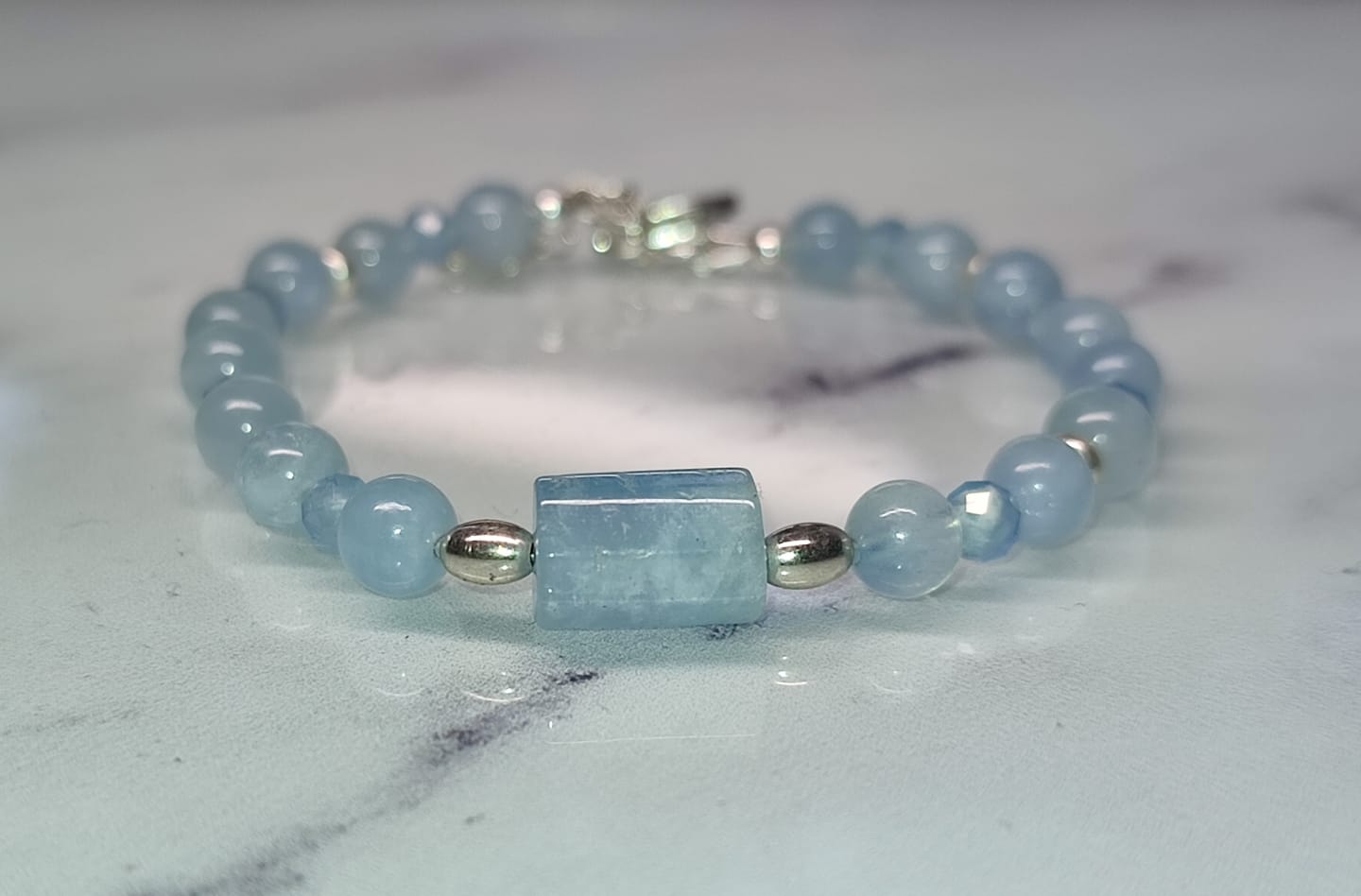 Bracelet en perles d' Aigue-Marine naturelles sur Argent 925