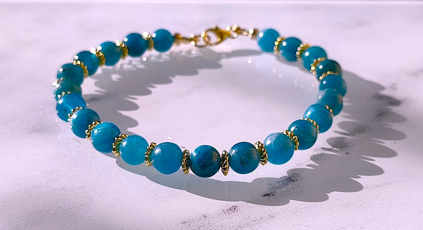 Bracelet en perles d' Apatite bleu sur or gold filled 14k – Image 2