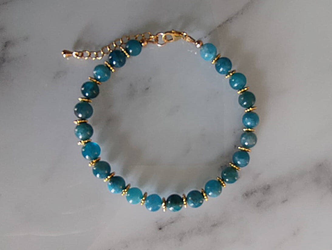 Bracelet en perles d' Apatite bleu sur or gold filled 14k – Image 3