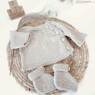 La brassiere bébé et ses chaussons en laine mérinos - coloris lin