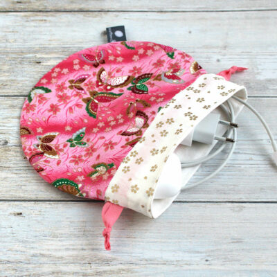 pochette porte cables et ecouteurs