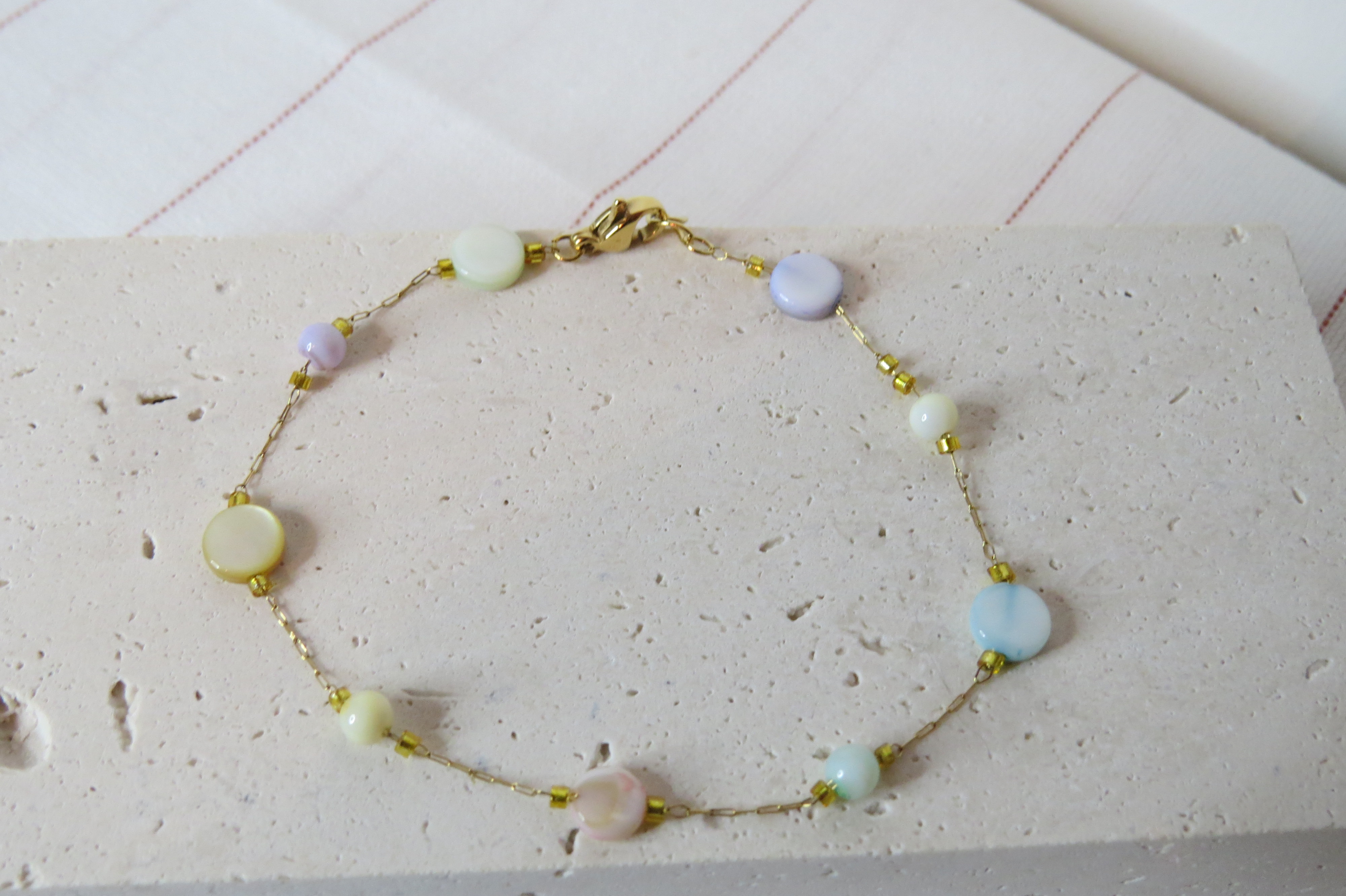 Bracelet nacre et fermoir acier inoxydable