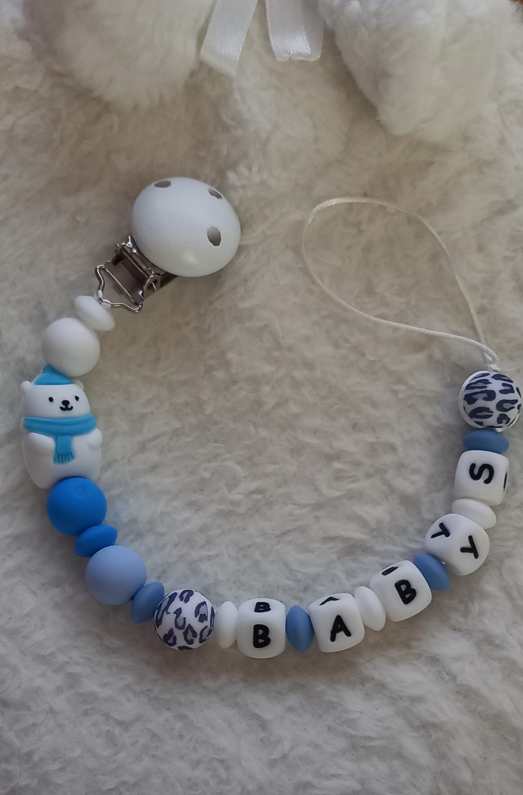 Attache tétine personnalisée ☃️