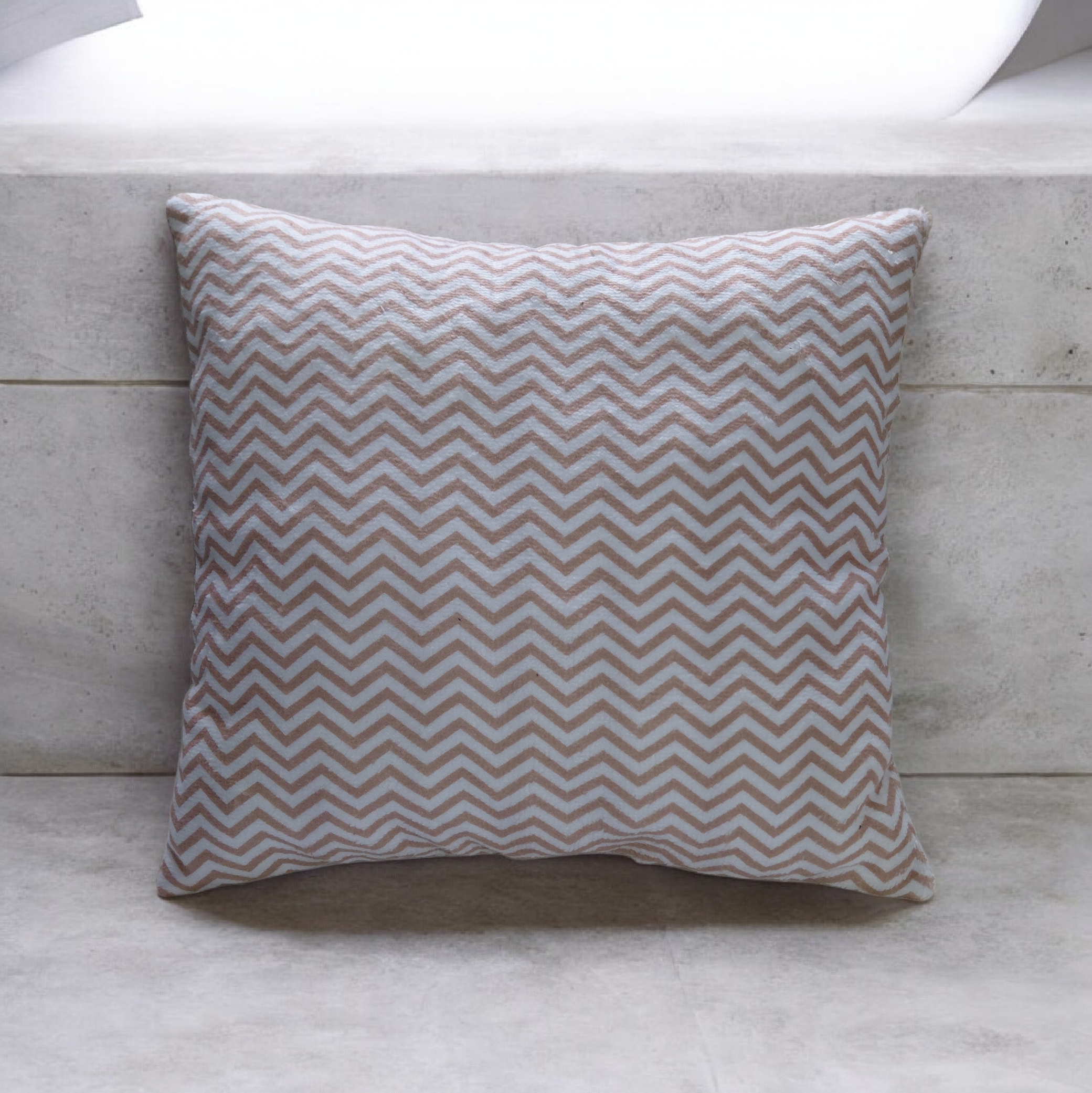 Coussin décoratif bébé en éponge Oeko-Tex® – Motif vagues pastel – Fait main