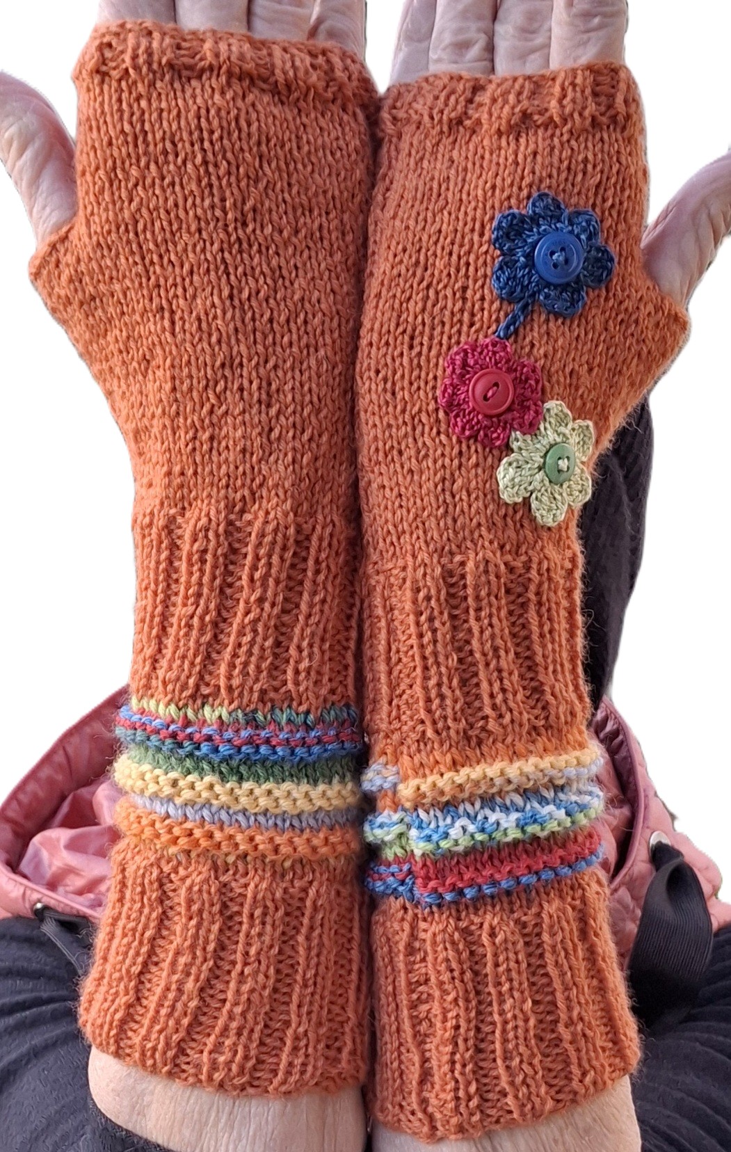 Mitaines laine tricotées et brodées main - orange et multicolore