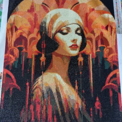 Femme Art Déco Diamond Painting 40x50 cm Encadrée – Tableau Fait Main – Décoration Murale Chic – Pièce Unique