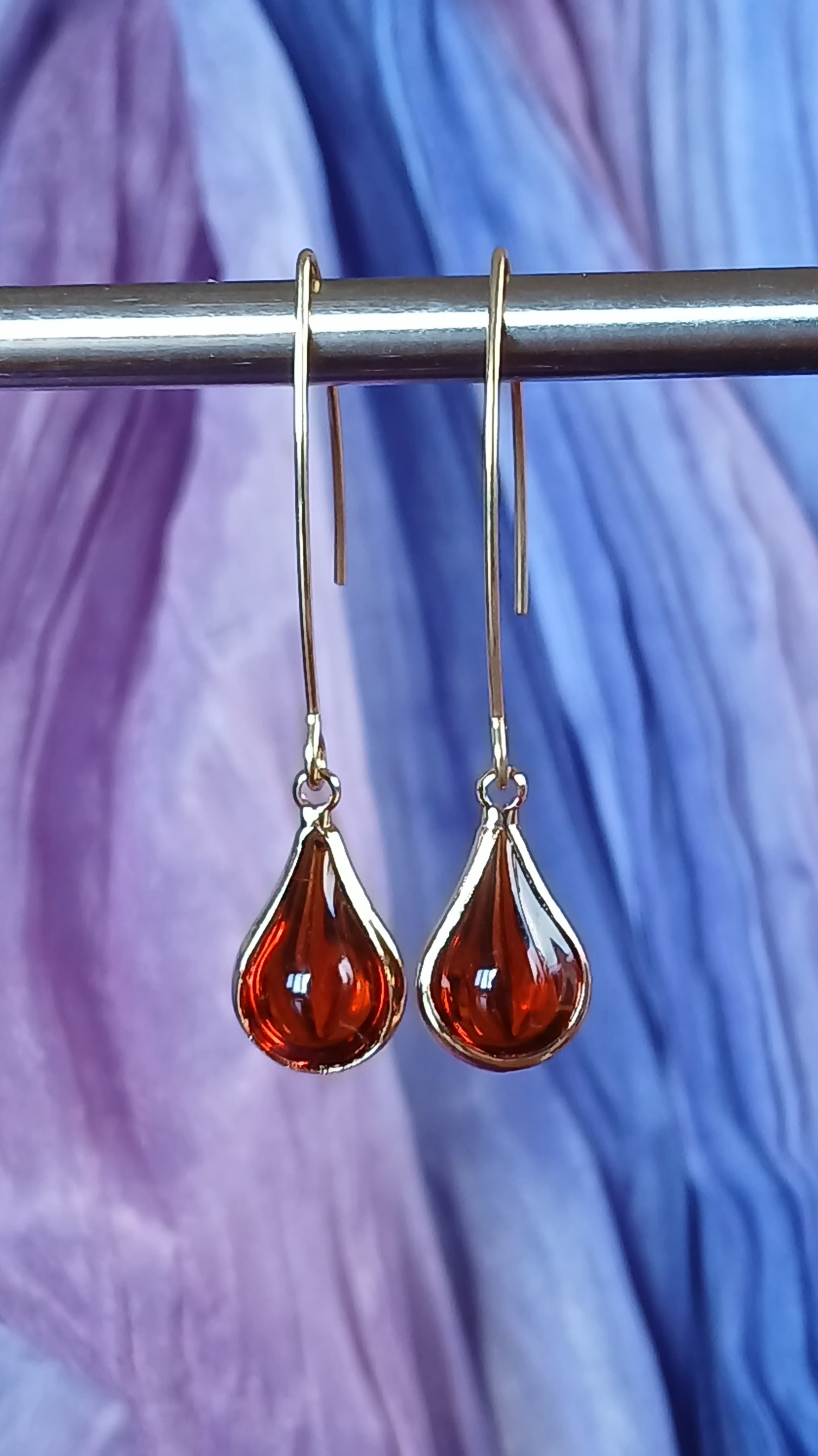 Boucles d'oreilles goutte de verre, coloris au choix – Image 23