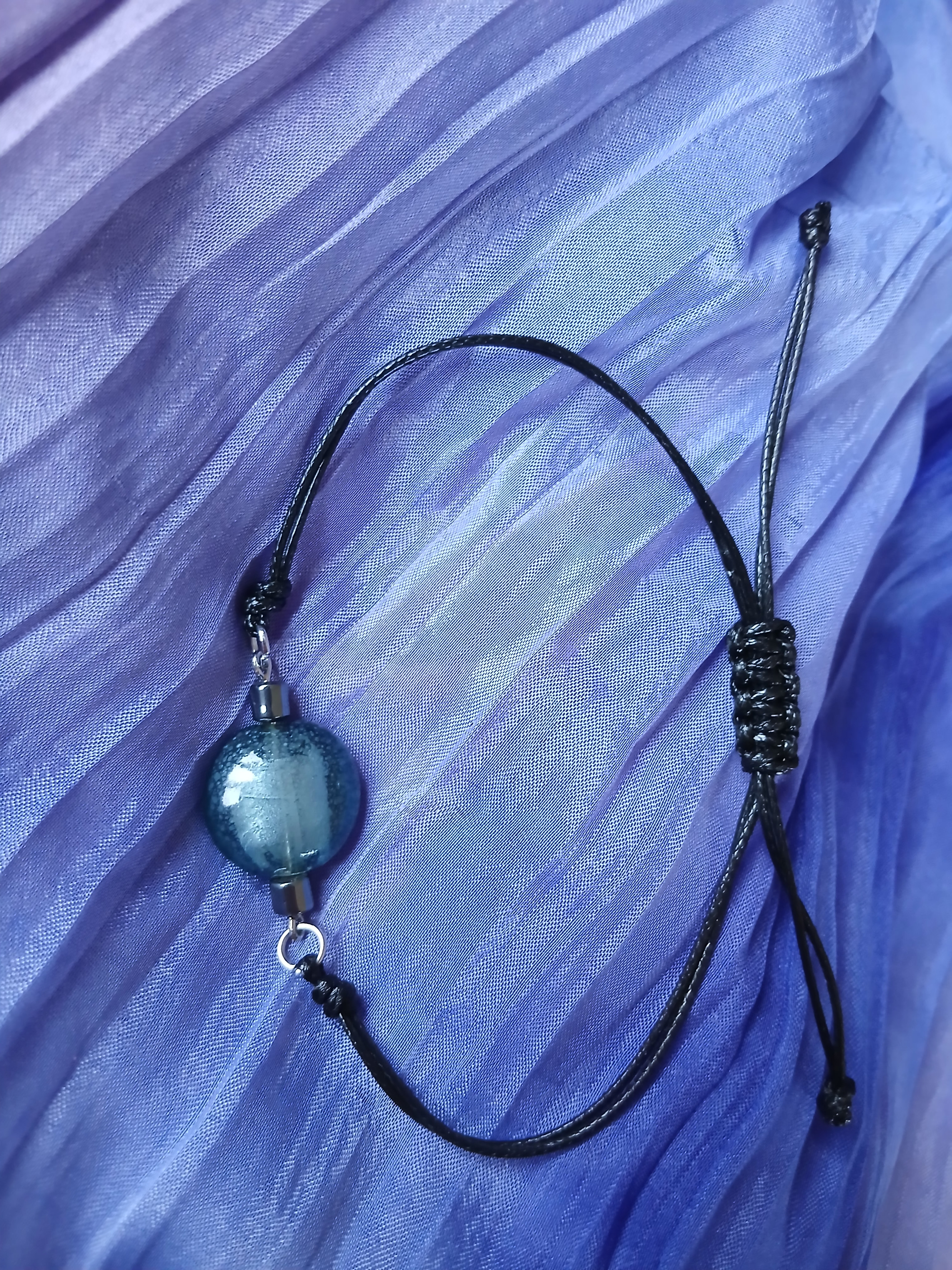 Bracelet upcyclé perle bleu céruléen