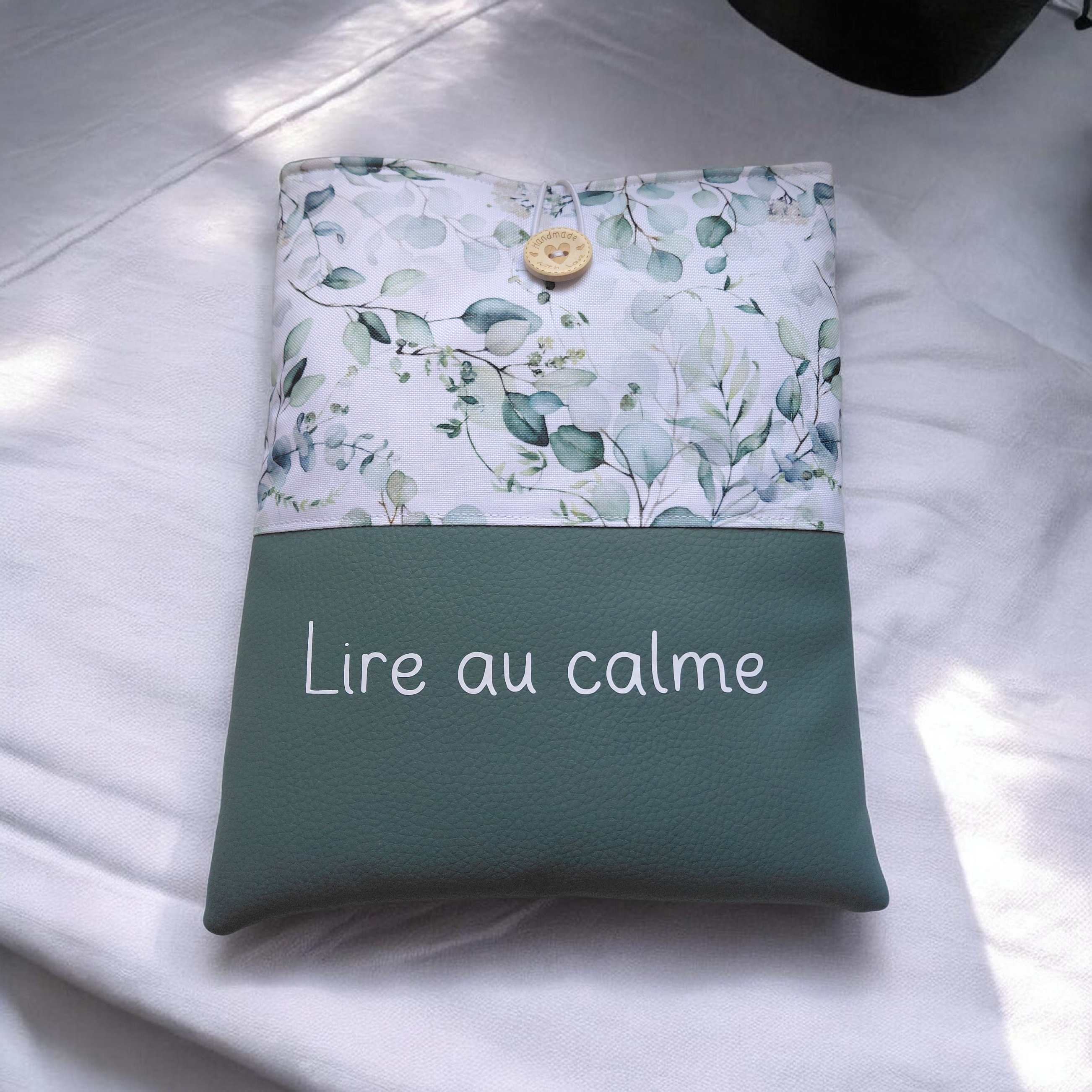 Pochette protège-livre, liseuse et tablette “Lire au calme” — imperméable & molletonnée