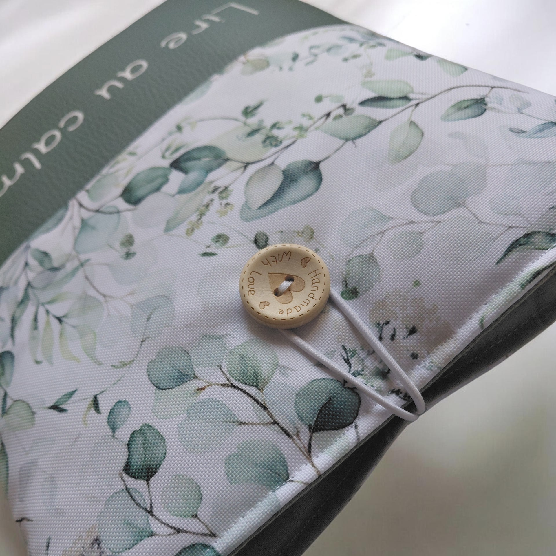 Pochette protège-livre, liseuse et tablette “Lire au calme” — imperméable & molletonnée – Image 2